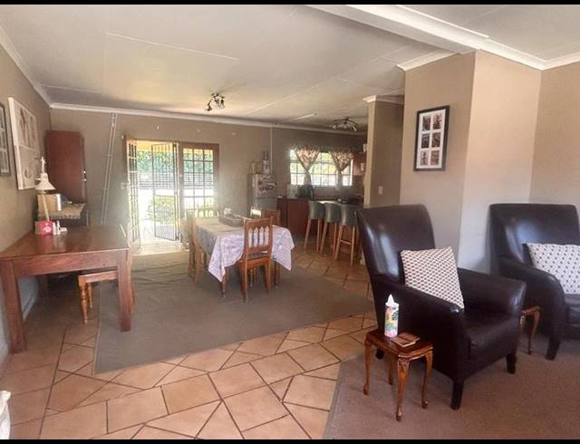 2 BEDROOM TOWNHOUSE FOR SALE IN STANDERTON CENTRAL